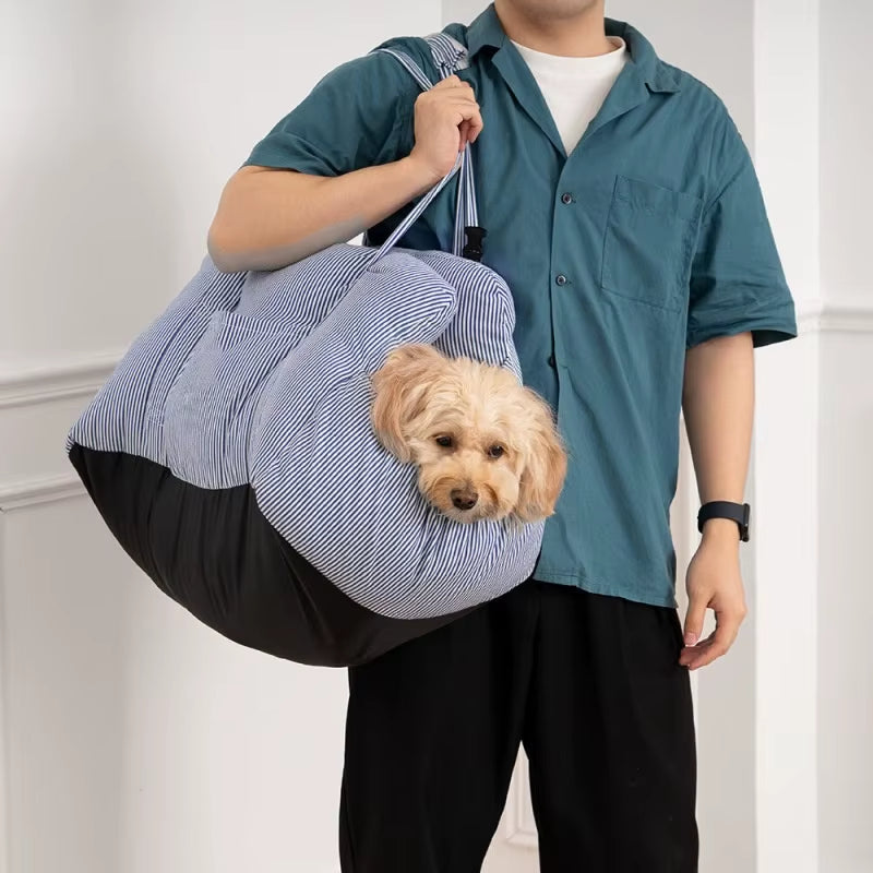 Travel Booster Car Seat – Cozy, Secure, and Stylish for Every Pet Adventure!